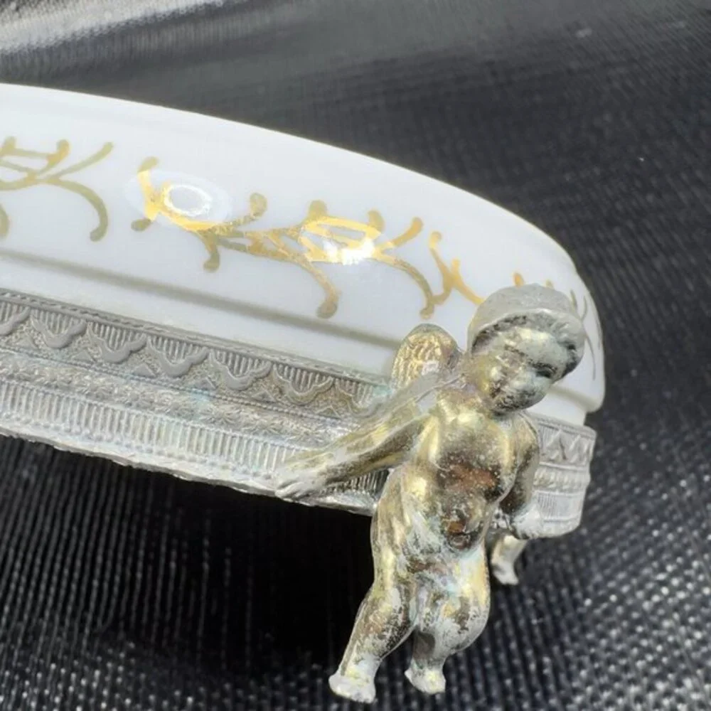 Vintage TAJ Japan Metal Cherubs Footed Porcelain Soap Dish Trinket Dish Holder‎